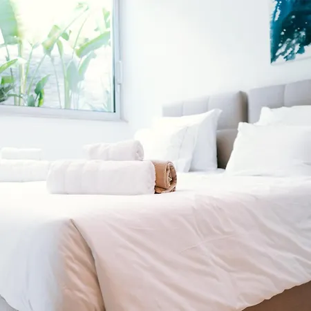 Vivo Mare Beachfornt - Azure 圣纳帕