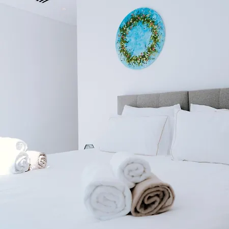 Вилла Vivo Mare Beachfornt - Azure Айя-Напа