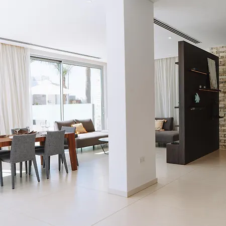 Vivo Mare Beachfornt - Azure Αγία Νάπα