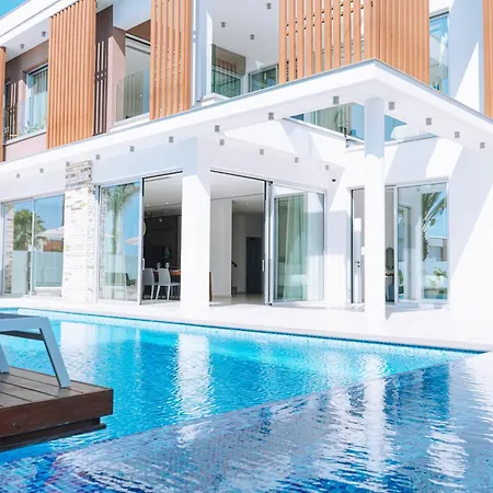 Vivo Mare Beachfornt - Azure 圣纳帕