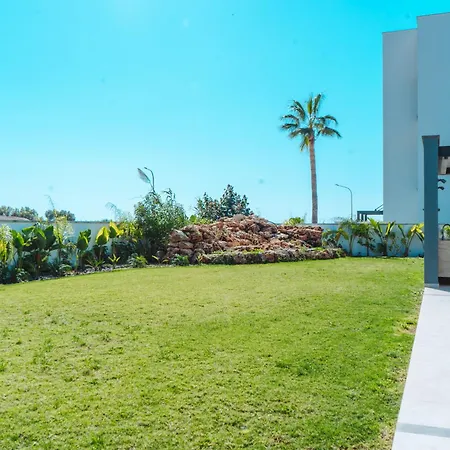 Βίλα Vivo Mare Beachfornt - Azure Αγία Νάπα