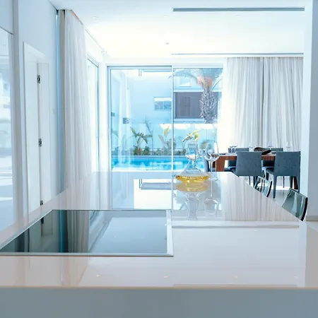 Vivo Mare Beachfornt - Azure 别墅 *