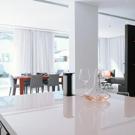 Vivo Mare Beachfornt - Azure Villa Agia Napa