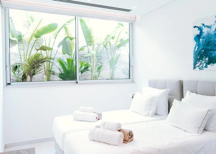 Villa Vivo Mare Beachfornt - Azure