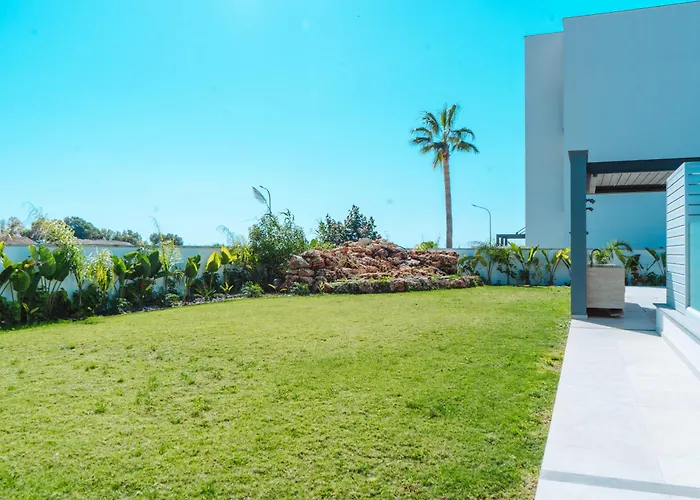 Villa Vivo Mare Beachfornt - Azure Ayia Napa